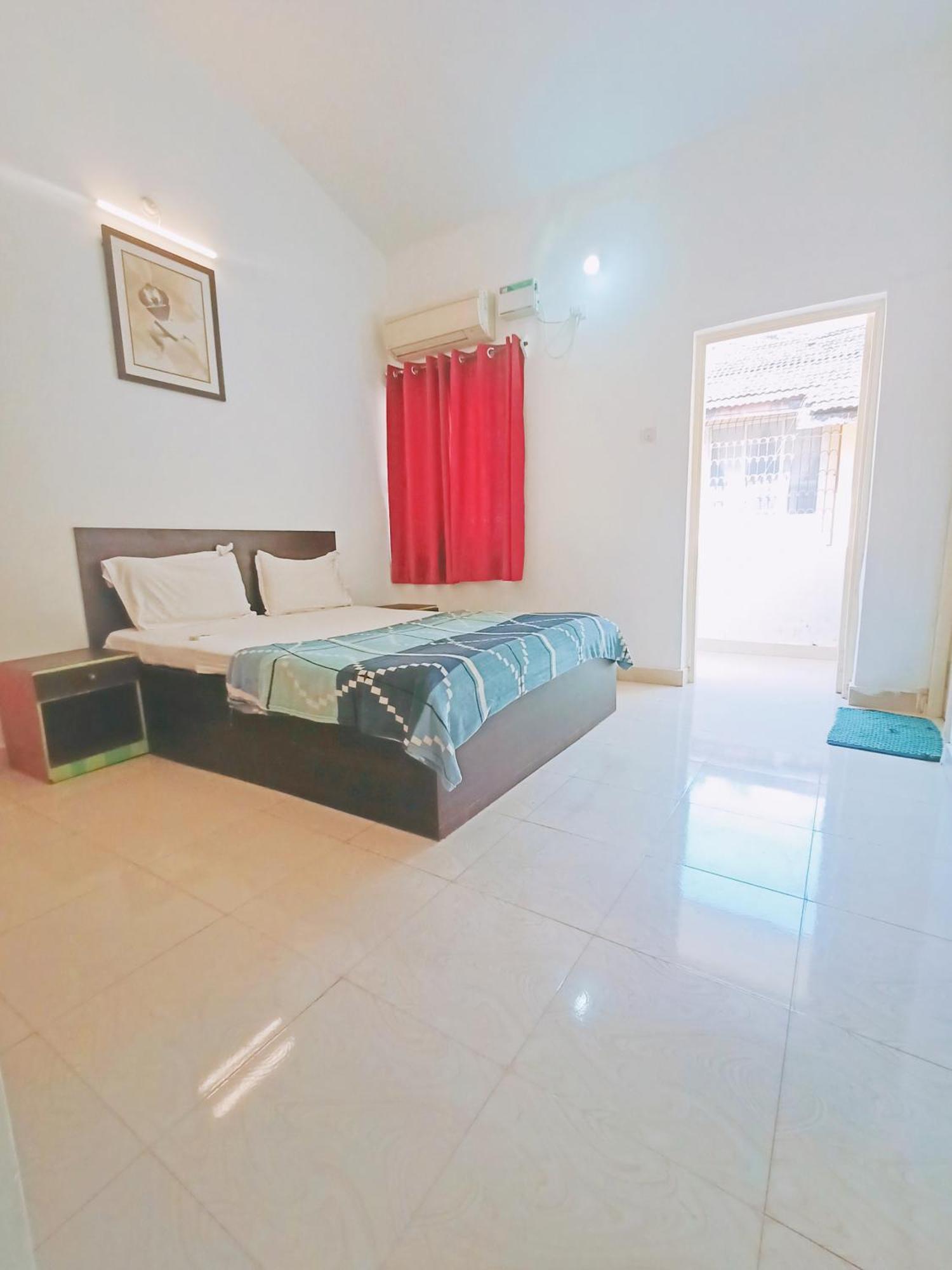 Goa Suites Holiday Home Calangute Phòng bức ảnh